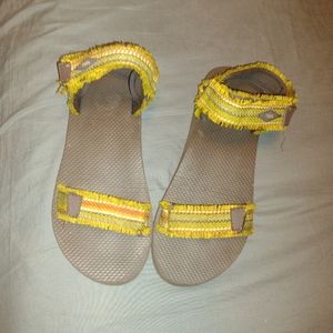 Flojos strap sandals